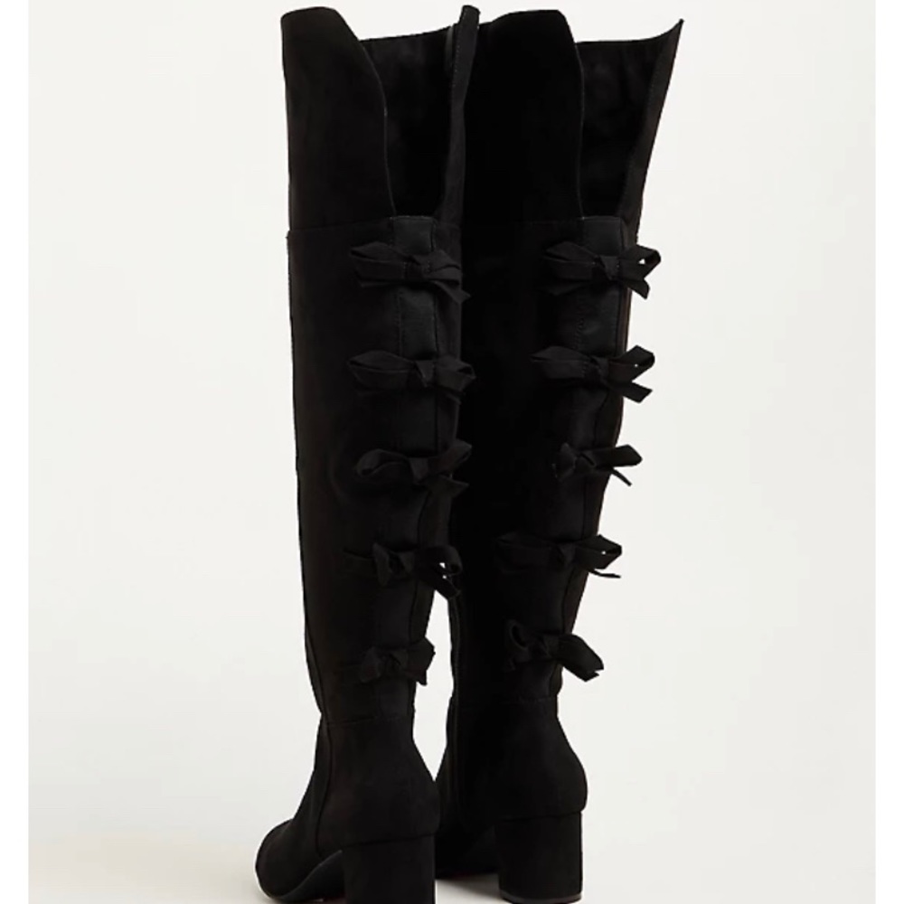 NWT Torrid Boots